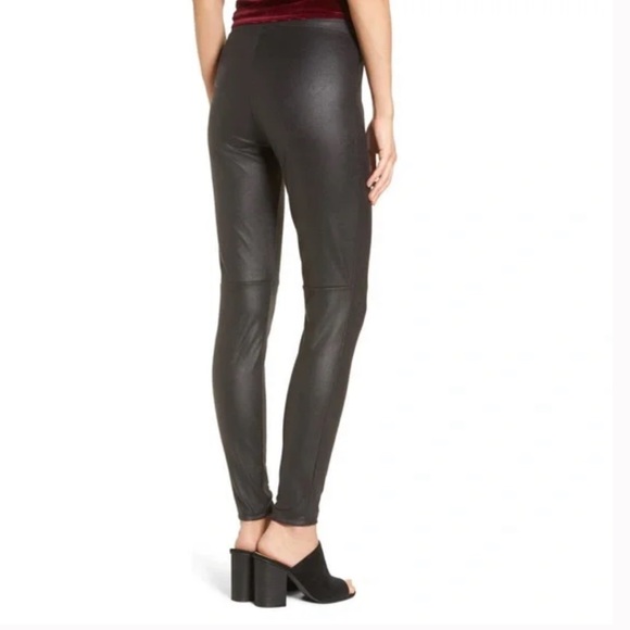Faux leather leggings - Picture 6 of 10